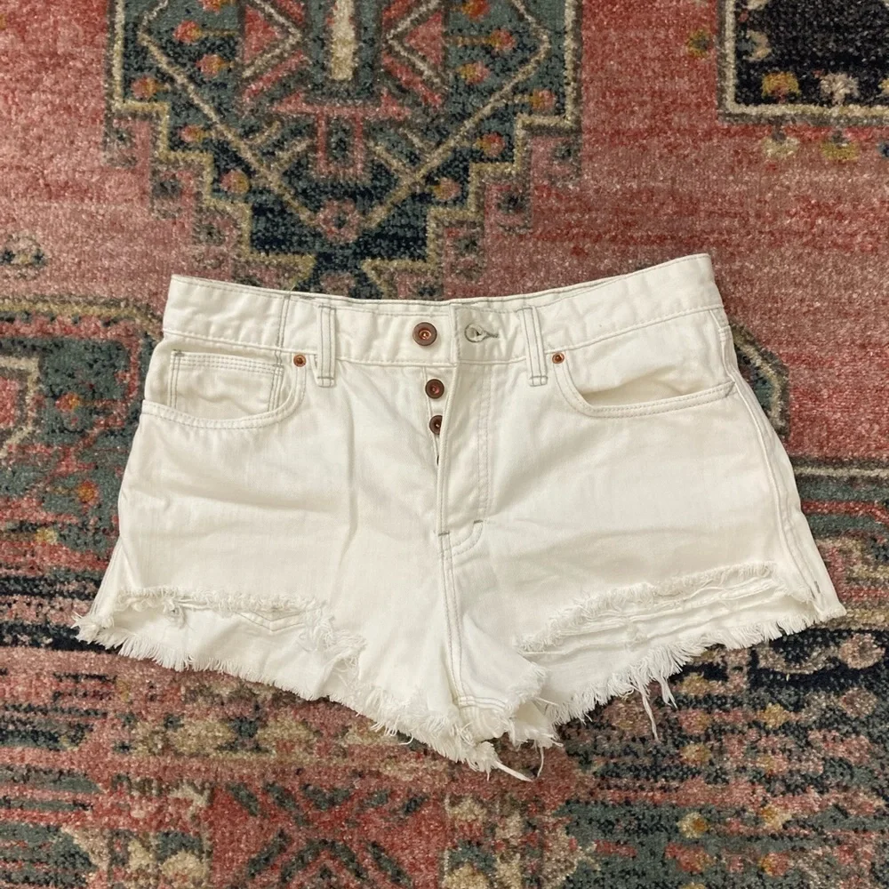 Free People Cut Off Denim Shorts - Picture 3 of 4